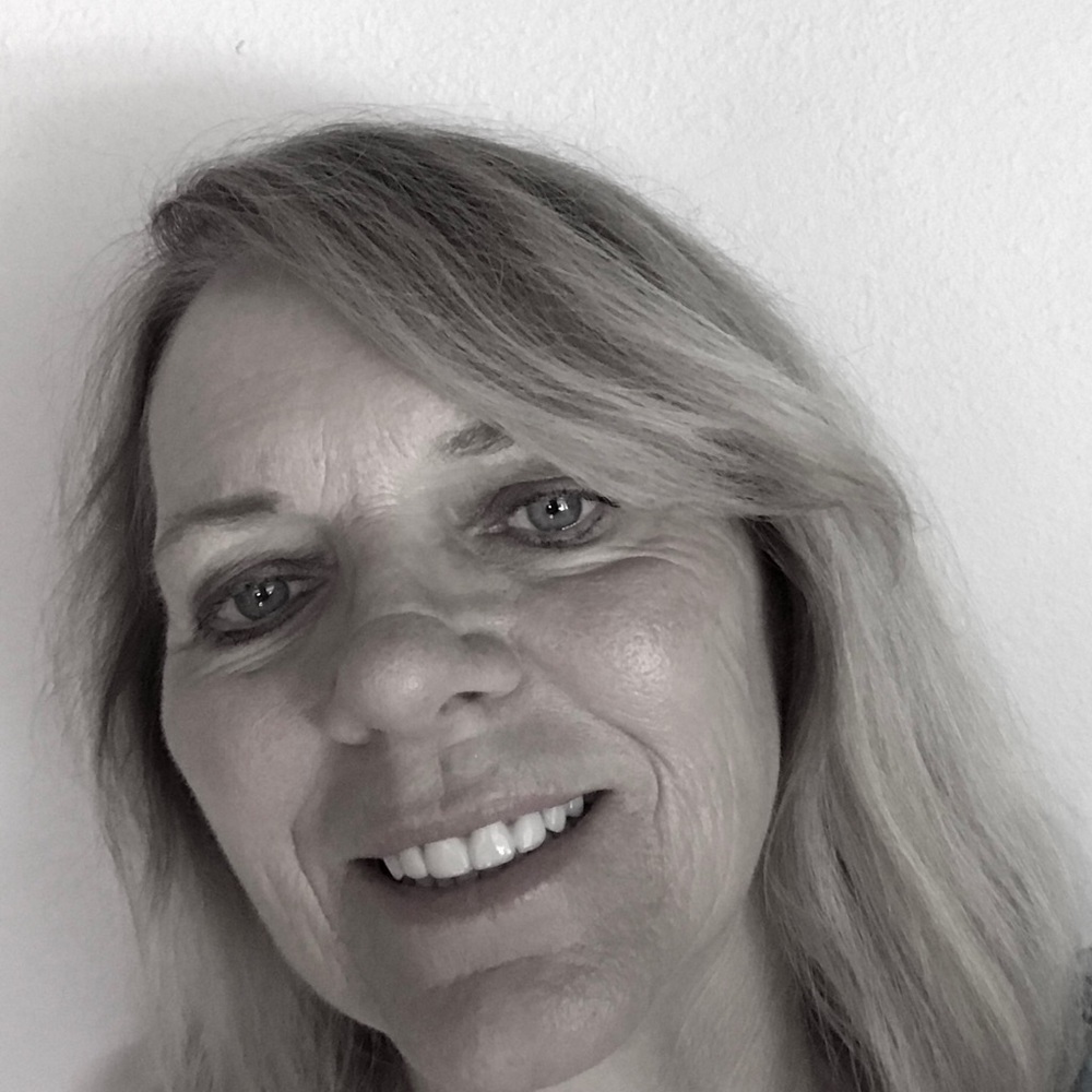 Meet your Posher, Deborah